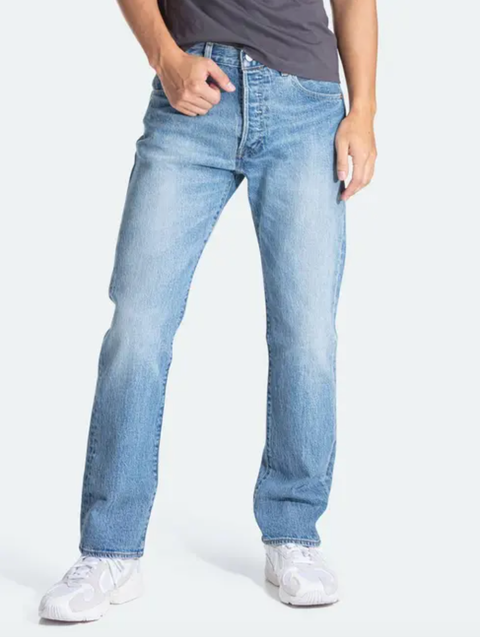 Model wearing Levi's 501® '93 Straight Fit Jeans